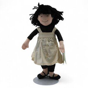 Linnea In Monets Garden Doll With Mini Book